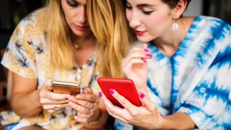 Achte darauf was du von deinem Handy digital über Whatsapp & Co. versendest