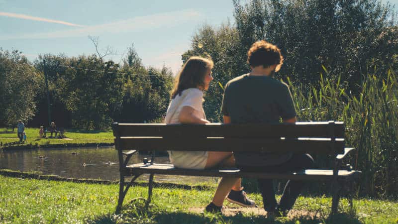 8 Dinge, die dein Partner nicht für dich tun wird, wenn er deine Beziehung nicht ernst nimmt