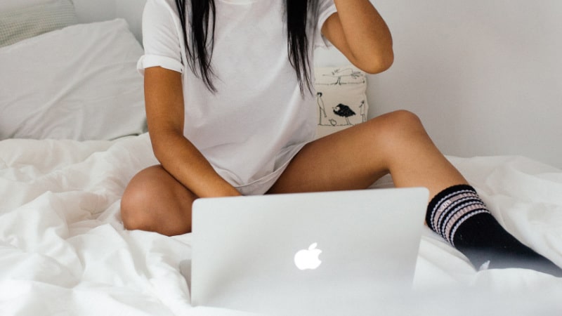 Gebe beim Cybersex nicht gleich deine Identität frei, du musst auch nicht dein Gesicht zeigen.