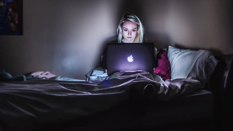 Vergewissere dich, dass du deine Daten nach dem Chat immer löschst, damit keine falsche Person deine Geheimnisse entdeckt