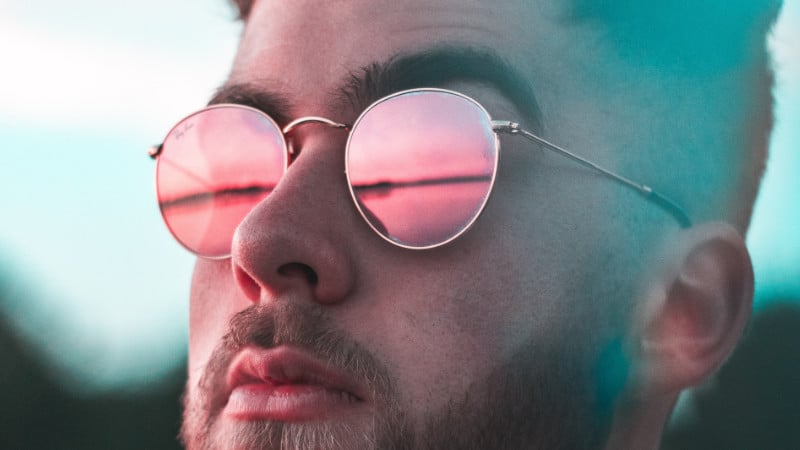 Sonnenbrillen tragen